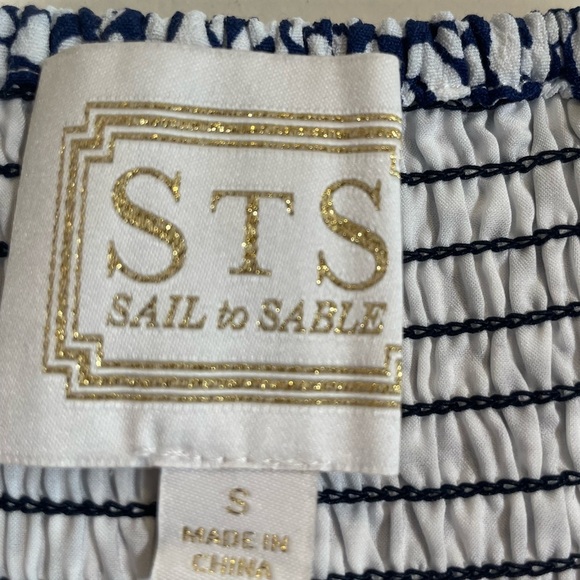 Tuckernuck Sail to Sable Blue White Smocked Nap Dress Puff Short Sleeve Sz S - Picture 8 of 12